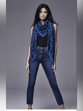 Alexander McQueen Blue Leopard Skull Fringe Scarf